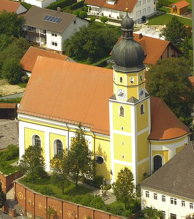 Kirche Schierlinger Roggen 2017